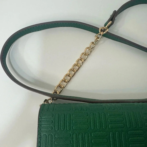 Anne Klein logo wallet on a chain/crossbody. Color: Evergreen EUC - Picture 7 of 15